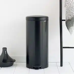 פח אשפה למטבח פדל