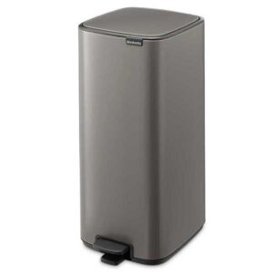 פח פדל ריבוע BO 30 ליטר פלטינום BRABANTIA