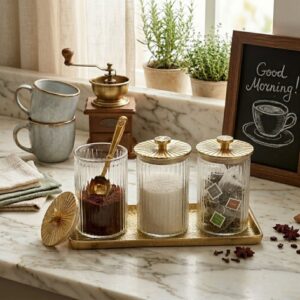 סט 3 צנצנות עם מכסה על מגש GOLD BRASS